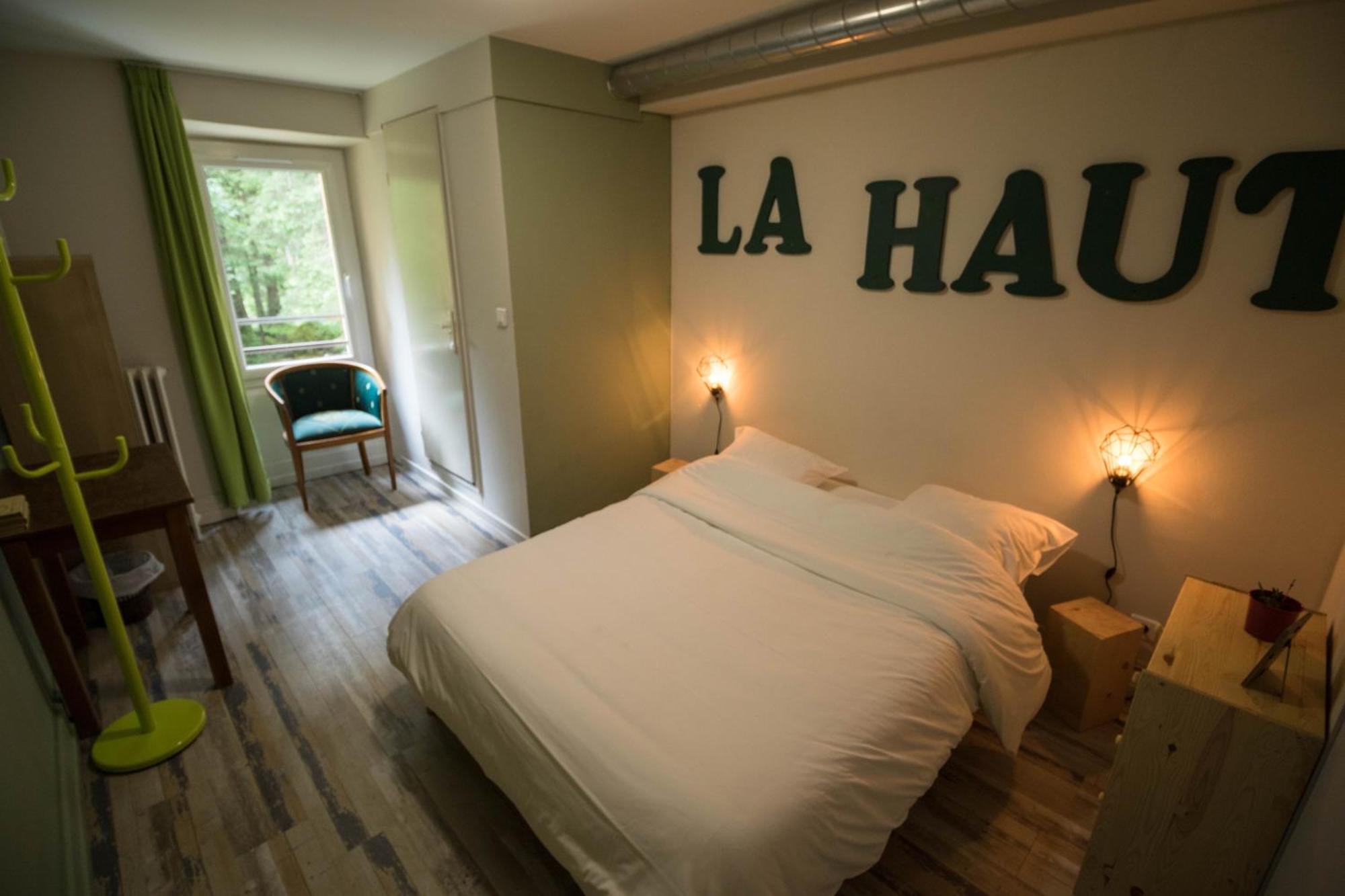 1861 Chatel Hostel Экстерьер фото