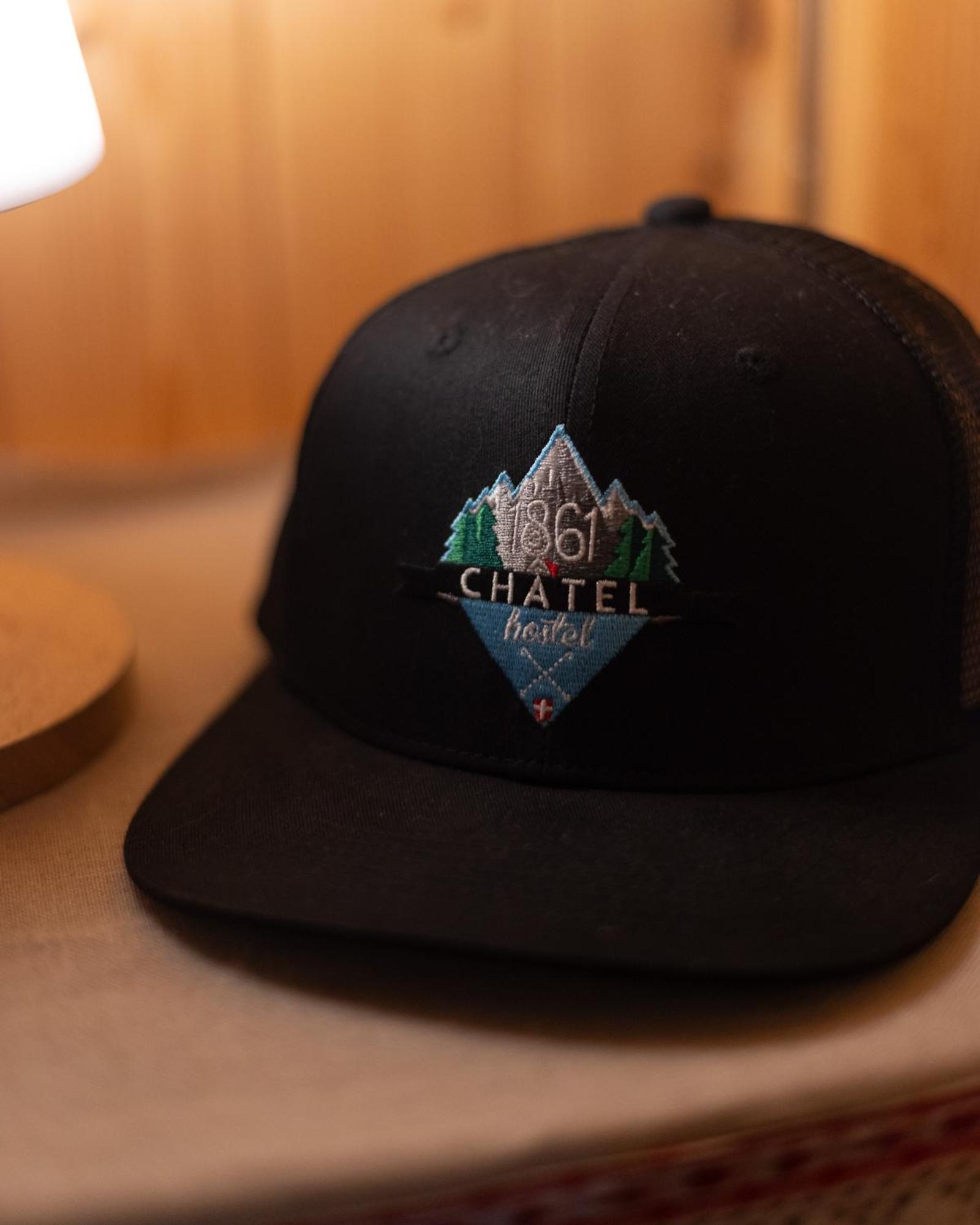 1861 Chatel Hostel Экстерьер фото