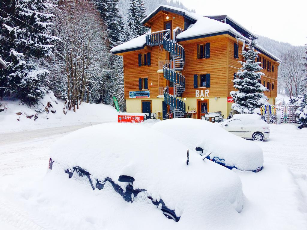 1861 Chatel Hostel Экстерьер фото