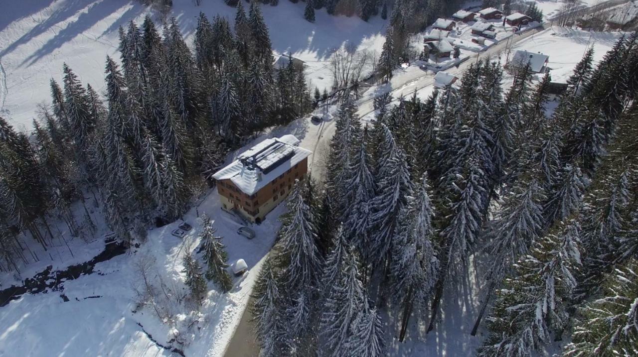 1861 Chatel Hostel Экстерьер фото